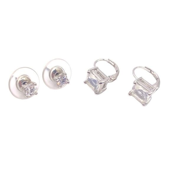 Silver lever back stud cubic zirconia earrings - Picture 1 of 4